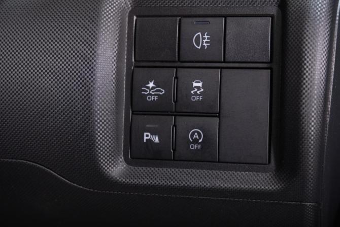 Toyota Raize I с пробегом 2019 года, цена 1 799 000 рублей, 28150 км, внедорожник, Автокод Объявления