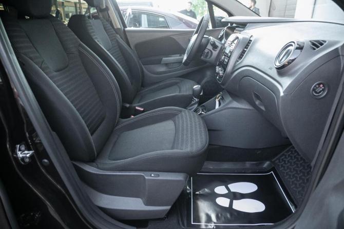 Renault Kaptur I с пробегом 2017 года, цена 1 298 000 рублей, 117300 км, внедорожник, Автокод Объявления