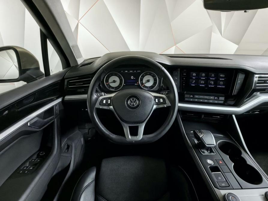 Volkswagen Touareg III Москва  - изображение 20