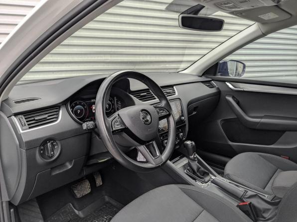 Skoda Octavia III (A7) Рестайлинг с пробегом 2019 года, цена 1 995 000 рублей, 118804 км, лифтбек, Автокод Объявления