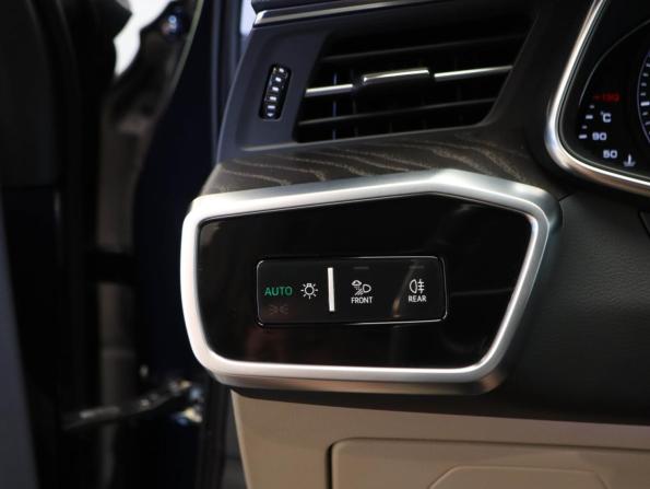Audi A6 V (C8) с пробегом 2019 года, цена 3 349 000 рублей, 117755 км, седан, Автокод Объявления