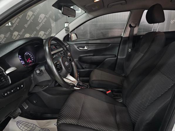 Kia Rio IV с пробегом 2019 года, цена 980 000 рублей, 168000 км, хэтчбек, Автокод Объявления