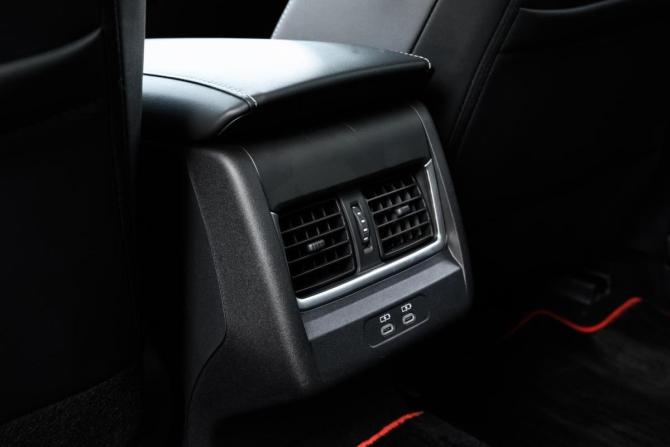 Toyota Camry IX (XV80) China Market с пробегом 2024 года, цена 4 410 000 рублей, 47 км, седан, Автокод Объявления
