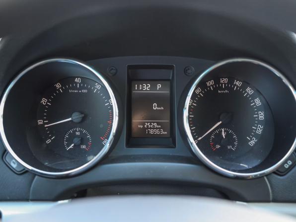 Skoda Yeti I с пробегом 2013 года, цена 859 000 рублей, 178963 км, внедорожник, Автокод Объявления