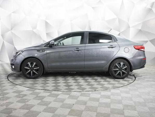 Kia Rio III Рестайлинг с пробегом 2017 года, цена 900 000 рублей, 178132 км, седан, Автокод Объявления