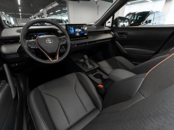 Toyota Corolla Cross I Рестайлинг с пробегом 2025 года, цена 3 750 000 рублей, 25 км, внедорожник, Автокод Объявления