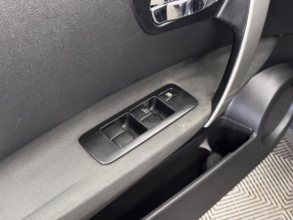 Nissan Qashqai I с пробегом 2009 года, цена 780 000 рублей, 268386 км, внедорожник, Автокод Объявления