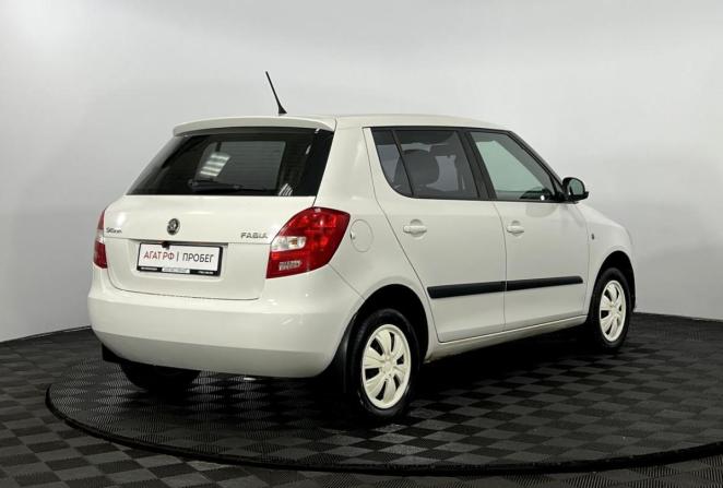 Skoda Fabia II Рестайлинг с пробегом 2013 года, цена 675 000 рублей, 173540 км, хэтчбек, Автокод Объявления