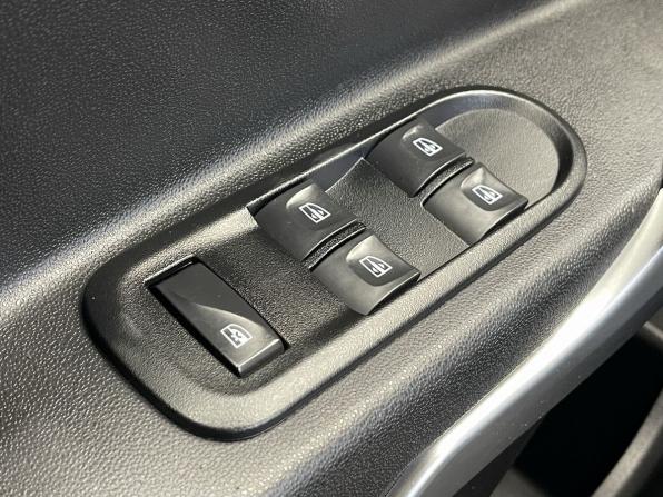 Lada (ВАЗ) XRAY I с пробегом 2019 года, цена 877 000 рублей, 98087 км, хэтчбек, Автокод Объявления