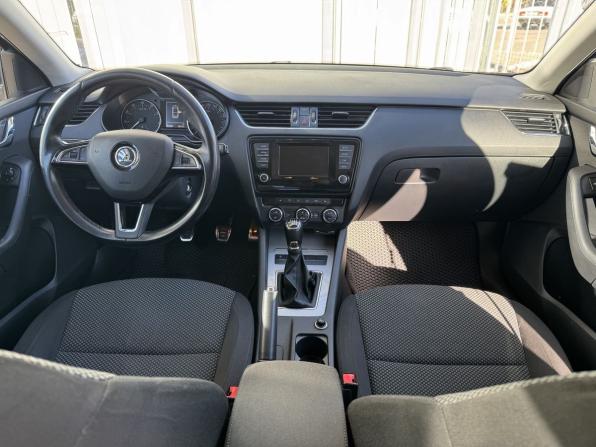 Skoda Octavia III (A7) с пробегом 2016 года, цена 1 417 000 рублей, 161667 км, лифтбек, Автокод Объявления