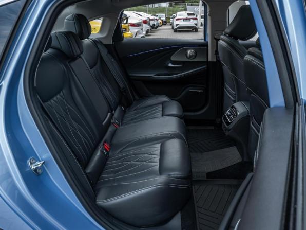 Chery Arrizo 8 с пробегом 2023 года, цена 2 226 000 рублей, 12880 км, седан, Автокод Объявления