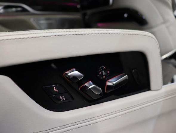 BMW 7 серии VI (G11/G12) с пробегом 2015 года, цена 3 390 000 рублей, 108663 км, седан, Автокод Объявления