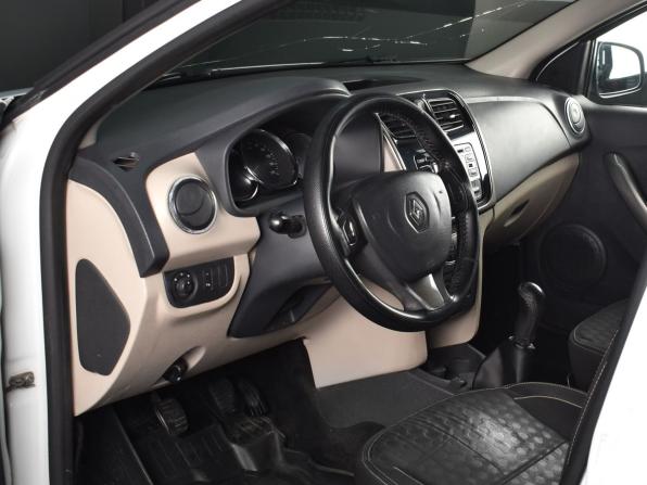 Renault Logan II с пробегом 2016 года, цена 449 995 рублей, 393881 км, седан, Автокод Объявления
