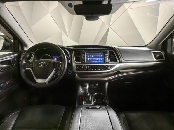Toyota Highlander III (XU50) Рестайлинг с пробегом 2018 года, цена 2 789 000 рублей, 267344 км, внедорожник, Автокод Объявления
