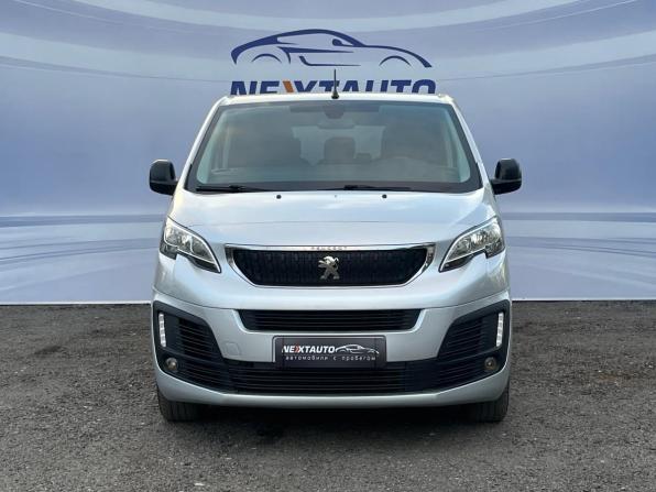 Peugeot Traveller I с пробегом 2021 года, цена 2 825 000 рублей, 142000 км, минивэн, Автокод Объявления