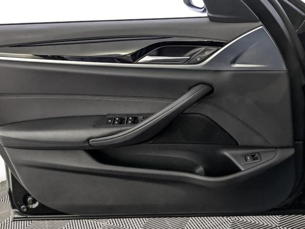 BMW 5 серии VII (G30/G31/G38) с пробегом 2019 года, цена 3 590 000 рублей, 89425 км, седан, Автокод Объявления