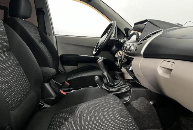 Mitsubishi L200 IV с пробегом 2011 года, цена 2 230 000 рублей, 83806 км, offers.body_type.unknown, Автокод Объявления