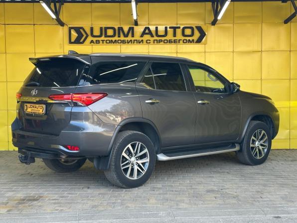 Toyota Fortuner II с пробегом 2019 года, цена 3 490 000 рублей, 166648 км, внедорожник, Автокод Объявления