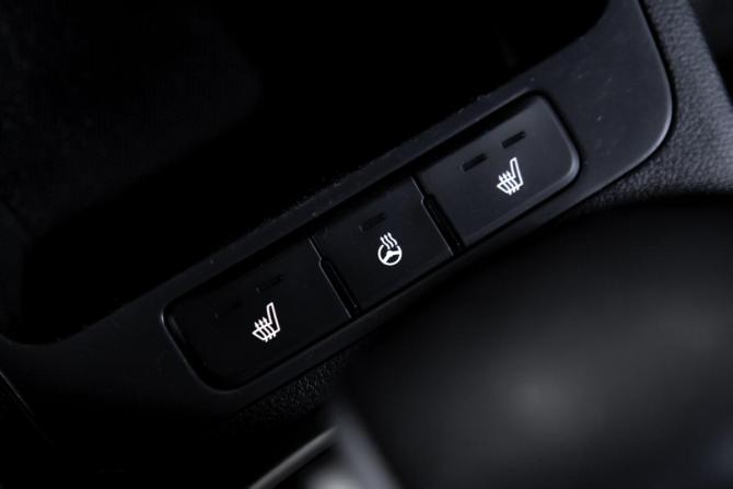 Kia Rio IV Рестайлинг с пробегом 2021 года, цена 1 735 000 рублей, 90453 км, хэтчбек, Автокод Объявления