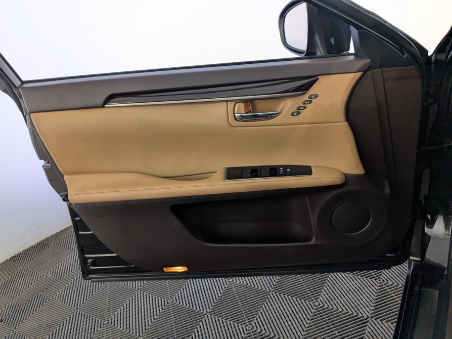 Lexus ES VI Рестайлинг Москва  - изображение 22