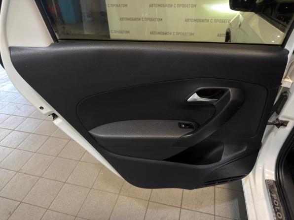 Volkswagen Polo V с пробегом 2012 года, цена 559 000 рублей, 204000 км, седан, Автокод Объявления