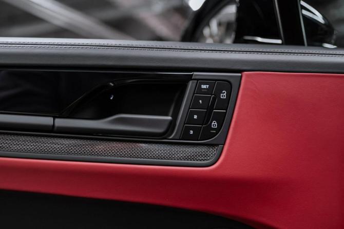 Новый Porsche Cayenne III Рестайлинг 2025 года, цена 22 700 000 рублей, внедорожник, Автокод Объявления