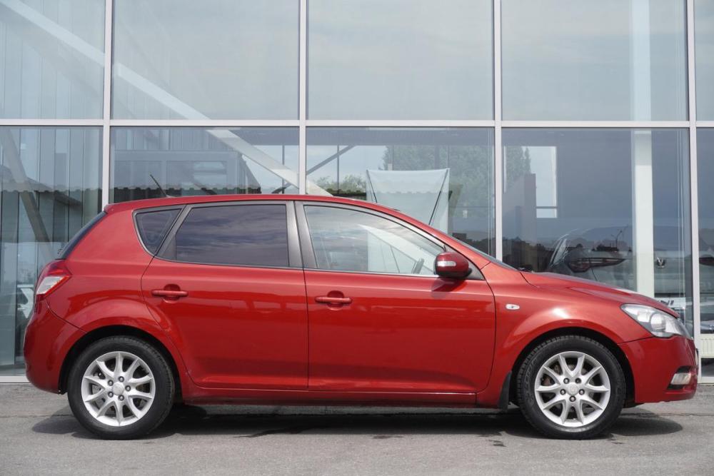 Kia Ceed I Рестайлинг Ульяновск  - изображение 4