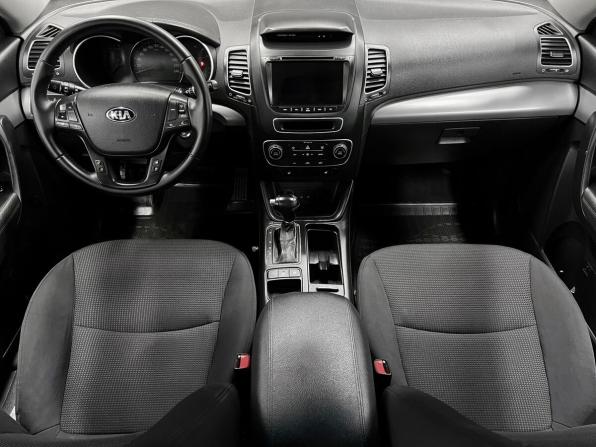 Kia Sorento II Рестайлинг с пробегом 2014 года, цена 1 595 000 рублей, 242109 км, внедорожник, Автокод Объявления