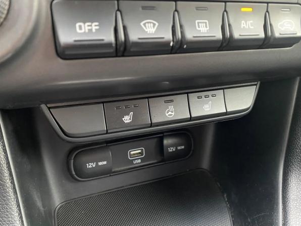 Kia Sportage IV Рестайлинг с пробегом 2021 года, цена 2 414 000 рублей, 136565 км, внедорожник, Автокод Объявления