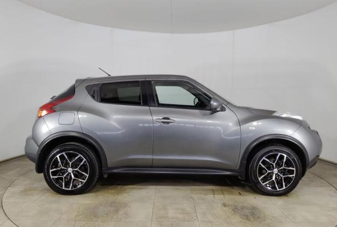 Nissan Juke I с пробегом 2011 года, цена 799 000 рублей, 211067 км, внедорожник, Автокод Объявления