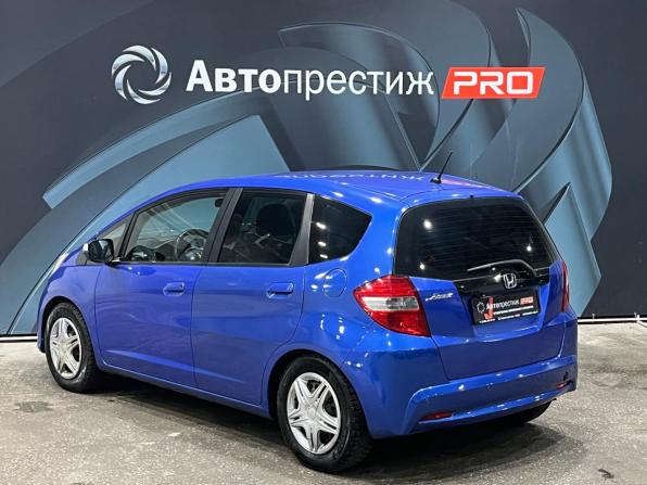 Honda Jazz II Рестайлинг с пробегом 2011 года, цена 720 000 рублей, 190999 км, хэтчбек, Автокод Объявления