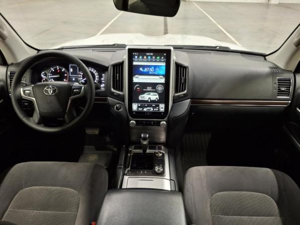 Toyota Land Cruiser 200 Series Рестайлинг 2 с пробегом 2018 года, цена 6 200 000 рублей, 190020 км, внедорожник, Автокод Объявления
