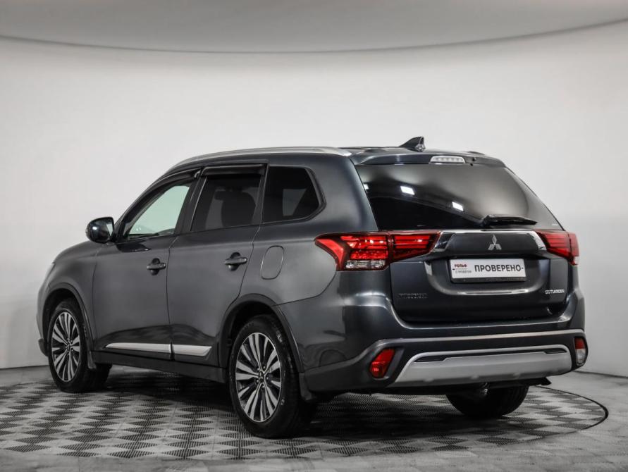 Mitsubishi Outlander III Рестайлинг 3 Санкт-Петербург  - изображение 7