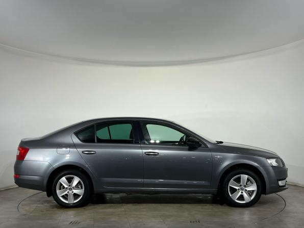 Skoda Octavia III (A7) с пробегом 2016 года, цена 1 720 000 рублей, 143927 км, лифтбек, Автокод Объявления