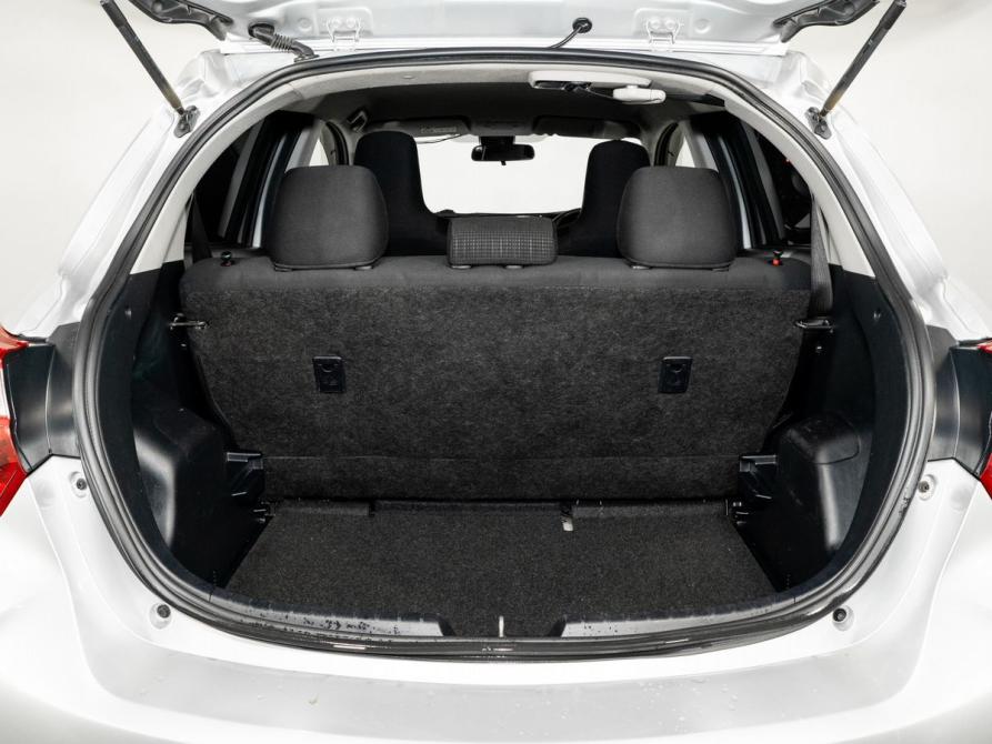 Toyota Vitz III (XP130) Рестайлинг 2 Иркутск  - изображение 19