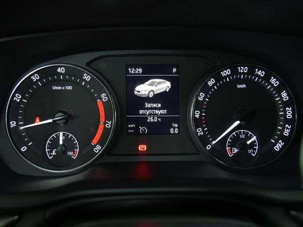 Skoda Octavia IV (A8) с пробегом 2021 года, цена 1 829 000 рублей, 94700 км, лифтбек, Автокод Объявления