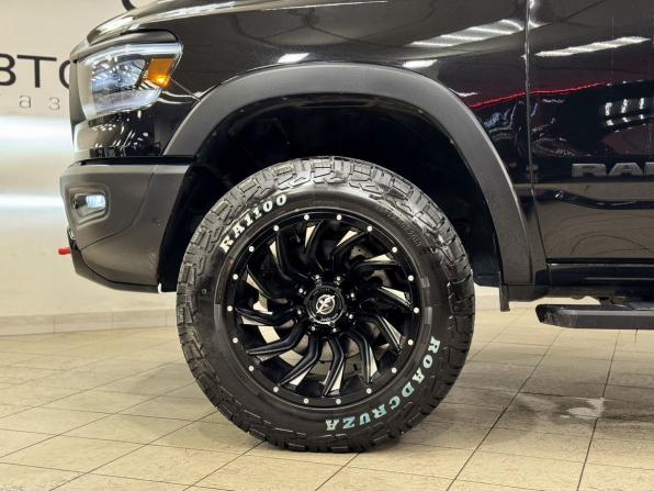 Ram 1500 V с пробегом 2022 года, цена 7 500 000 рублей, 40416 км, offers.body_type.unknown, Автокод Объявления