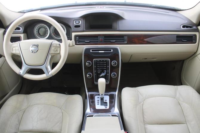 Volvo S80 II Рестайлинг с пробегом 2011 года, цена 865 000 рублей, 293727 км, седан, Автокод Объявления