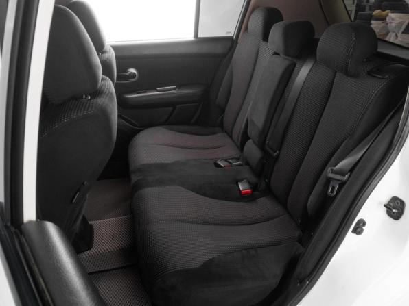 Nissan Tiida I Рестайлинг с пробегом 2011 года, цена 649 000 рублей, 250828 км, хэтчбек, Автокод Объявления
