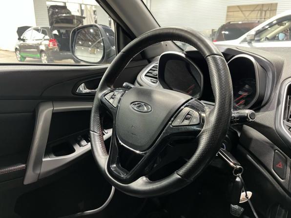 Chery Tiggo 5 I Рестайлинг с пробегом 2018 года, цена 940 000 рублей, 101400 км, внедорожник, Автокод Объявления