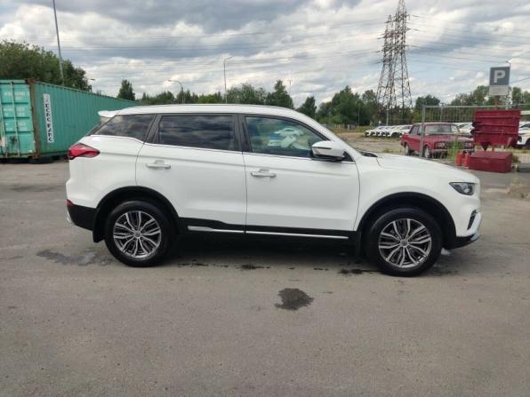 Geely Atlas Pro с пробегом 2022 года, цена 1 899 000 рублей, 44000 км, внедорожник, Автокод Объявления