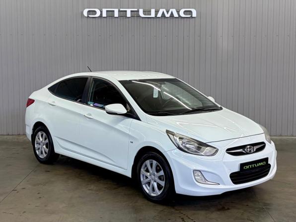 Hyundai Solaris I с пробегом 2013 года, цена 877 000 рублей, 228865 км, седан, Автокод Объявления