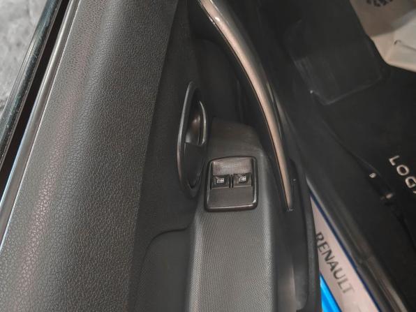 Renault Logan II Рестайлинг с пробегом 2019 года, цена 960 300 рублей, 91372 км, седан, Автокод Объявления