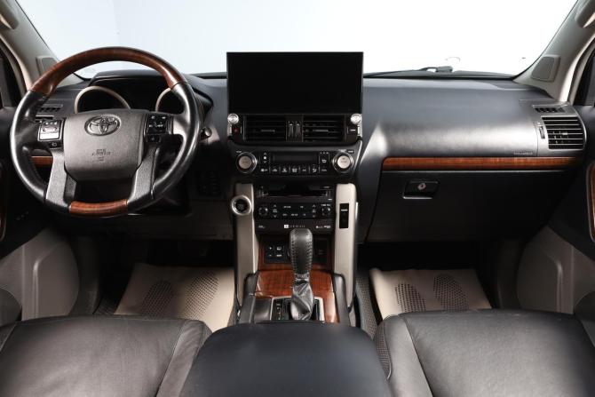Toyota Land Cruiser Prado 150 Series с пробегом 2010 года, цена 3 199 000 рублей, 334080 км, внедорожник, Автокод Объявления