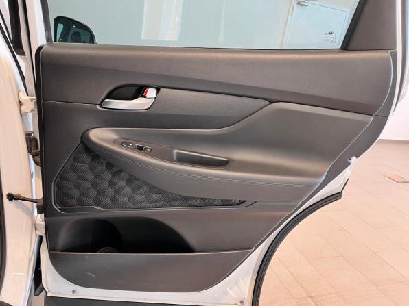 Hyundai Santa Fe IV Рестайлинг с пробегом 2021 года, цена 3 450 000 рублей, 98924 км, внедорожник, Автокод Объявления
