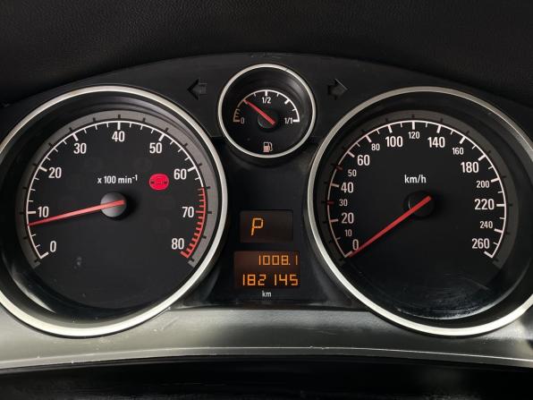 Opel Astra H Рестайлинг с пробегом 2011 года, цена 520 000 рублей, 181403 км, седан, Автокод Объявления