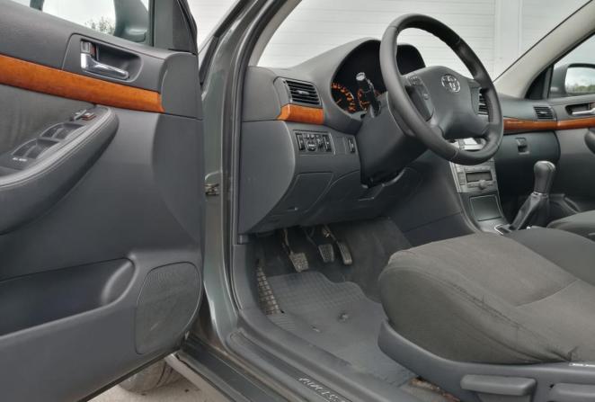 Toyota Avensis II Рестайлинг с пробегом 2007 года, цена 820 000 рублей, 208000 км, седан, Автокод Объявления