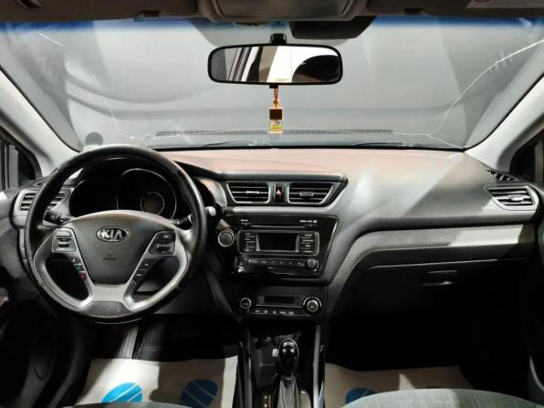 Kia Rio III с пробегом 2015 года, цена 1 099 000 рублей, 97700 км, седан, Автокод Объявления