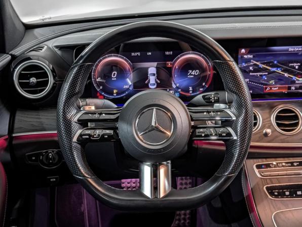 Mercedes-Benz E-Класс V (W213 S213 C238) Рестайлинг с пробегом 2021 года, цена 4 150 000 рублей, 70800 км, седан, Автокод Объявления