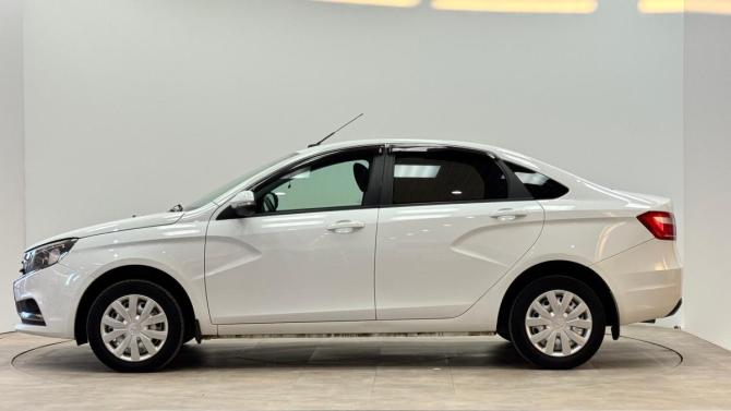 Lada (ВАЗ) Vesta I с пробегом 2018 года, цена 899 000 рублей, 120154 км, седан, Автокод Объявления